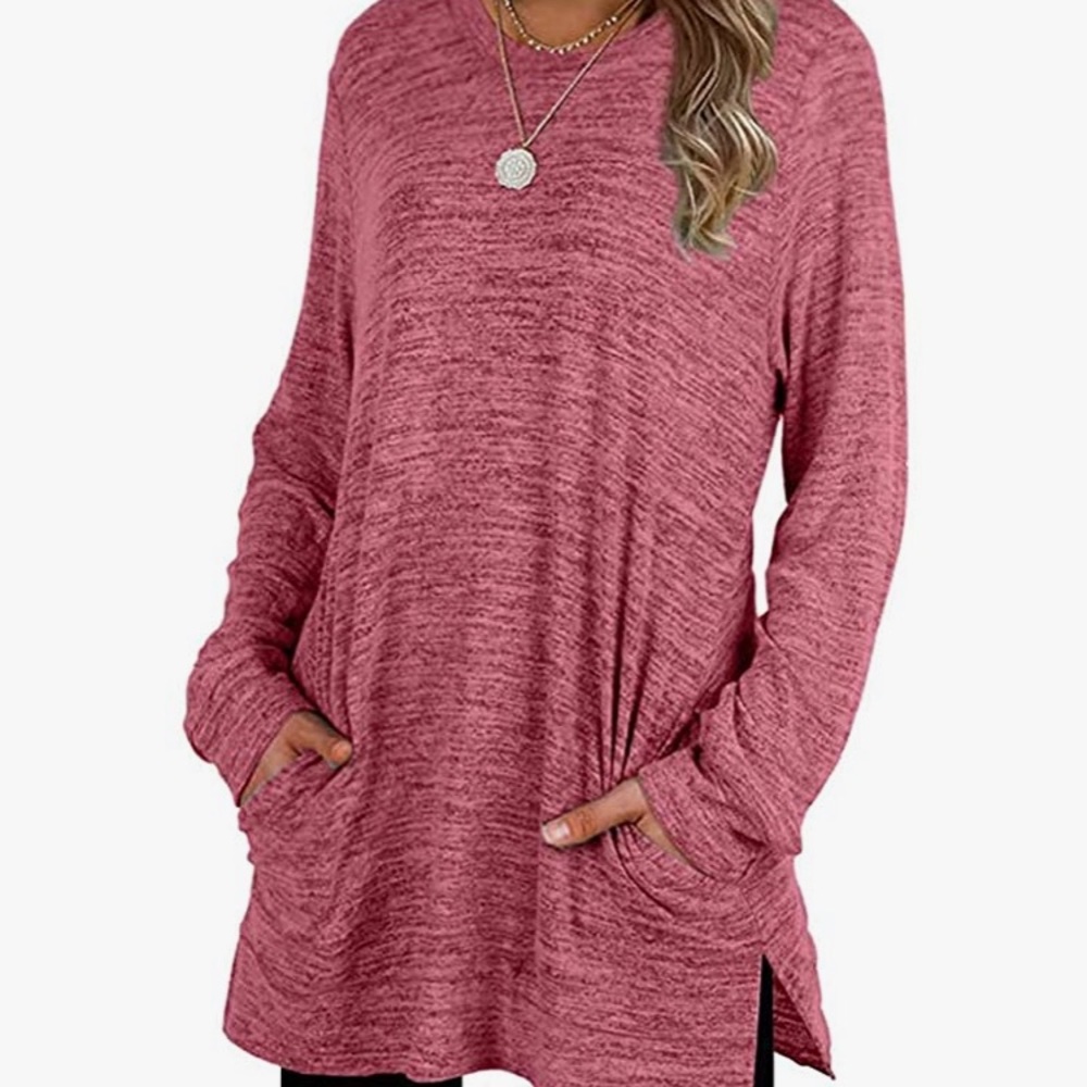 NWT Oversized Soft Sweater with Pockets!